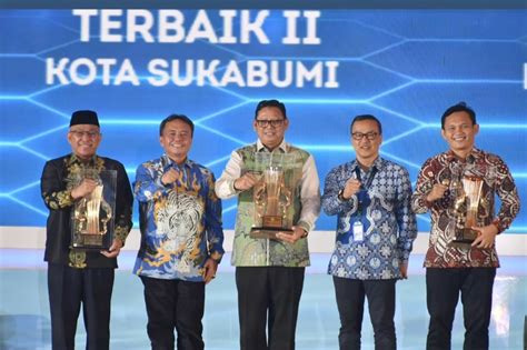 Luar Biasa Sukabumi Raih Penghargaan Perencanaan Pembangunan Terbaik