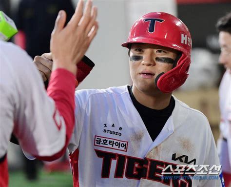 ‘사상 첫 월간 10 10′ Kia 김도영 Kbo 3~4월 Mvp 선정