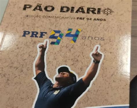 Projeto De F Governo Distribui Livros Na Prf Recomenda O De