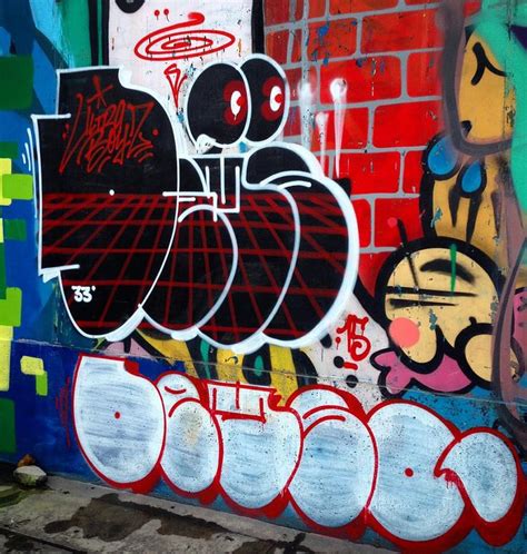 Pin By Wellhellodave On Throwies Graffiti Art Graffiti Painting