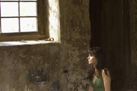 The Happening Stills - Zooey Deschanel Photo (1446955) - Fanpop