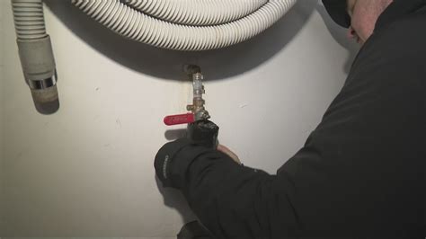 How To Prevent Burst Pipes In Freezing Weather Kgw