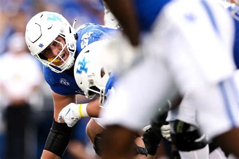 Kentuckys Offensive Line Far From Perfect But Has Shown Significant