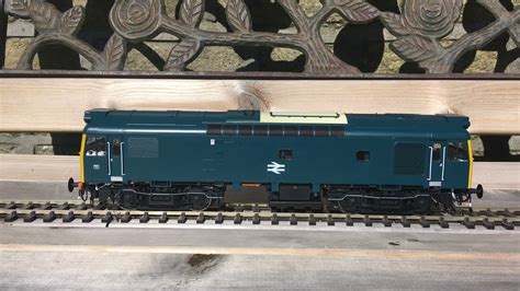 Heljan O Gauge Class 25 3 Diesel Zimo Mx645p22 Dcc Sound Class 24 Digitrains Paul Chetter