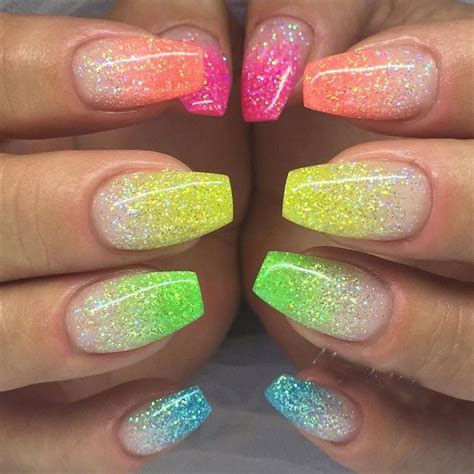 Nageldesign Neon Glitter Nagel Design