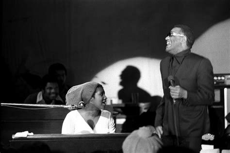 Aretha Franklin at SF's Fillmore West: She pulled Ray Charles out of the crowd and made history