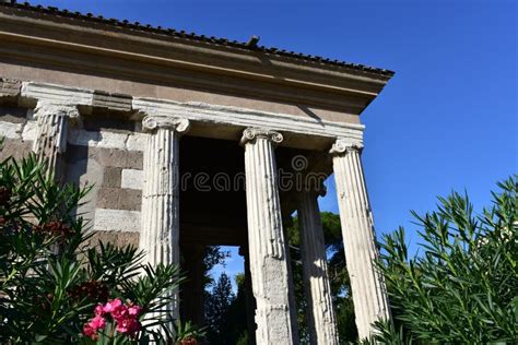 Wi Tynia Portunus Tempio Di Portuno Staro Ytna Klasyczna Grecka