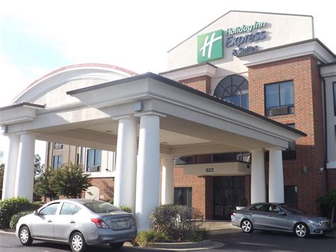 Hotel in Dyersburg, TN | Holiday Inn Express & Suites Dyersburg