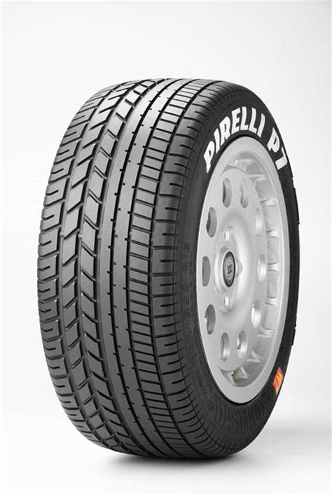 Pirelli P7 Corsa Classic Tyre