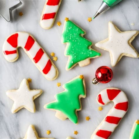 Easy Sugar Cookie Icing - Sugar Spun Run