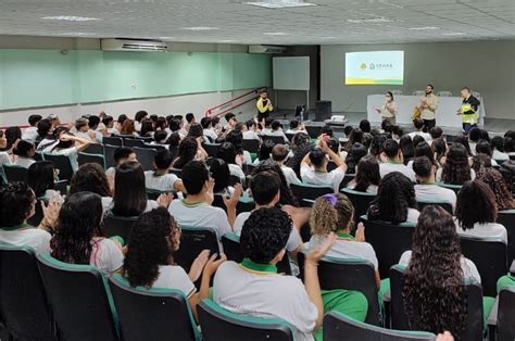 Detran CE Realiza Palestra Educativa Para Mais De 100 Alunos Da Rede