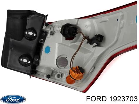 Ford Piloto Posterior Exterior Izquierdo