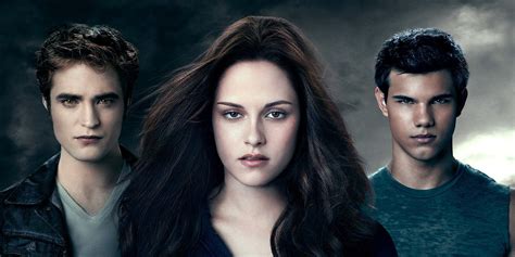 How Twilight: Midnight Sun Totally Changes the Edward Vs. Jacob Debate