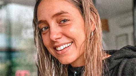 Sofi Martínez se mostró de fiesta en la playa tras separarse de Diego