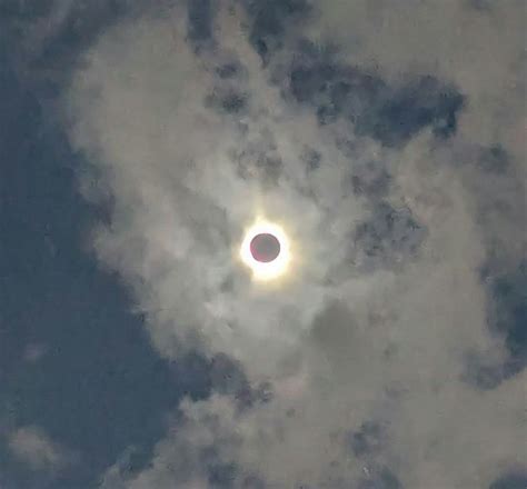 Seton Hall community gathers for solar eclipse - The Setonian