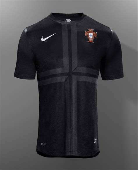 Super Punch: Portugal soccer jersey by Nike