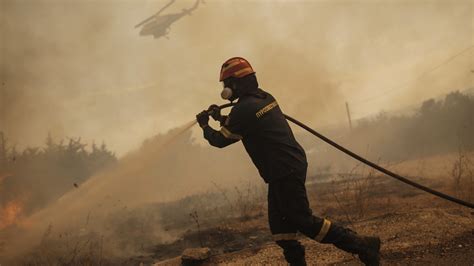 Waldbrände 20 Tote in Griechenland