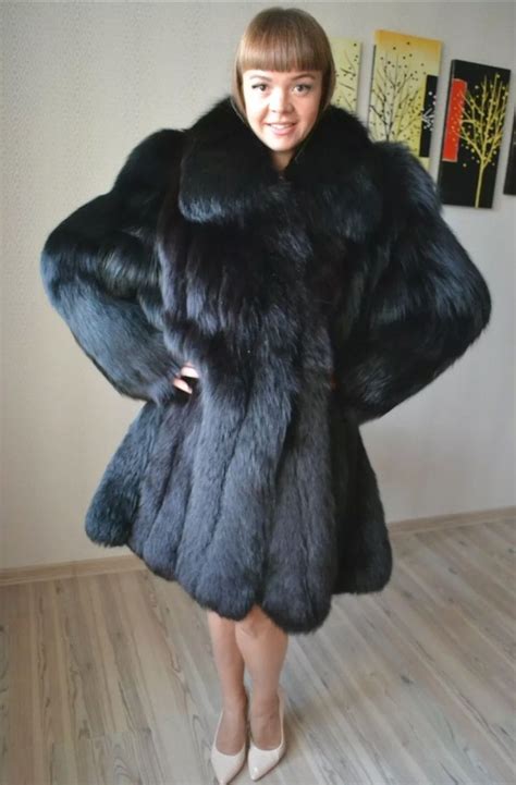 Sexy Fox Fox Fur Fur Coat Beautiful Women How To Wear Jackets