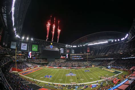 Chase Field to Host Cactus Bowl Through 2019 - Football Stadium Digest