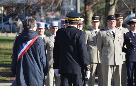 Cérémonie dinstallation du préfet Rémi Bastille à Besançon macommune