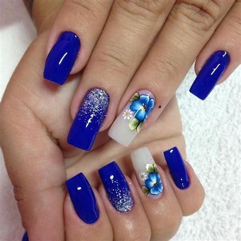 Pin De Neia Silva Em Unhas Que Mais Gostei Unhas Azuis Unhas Elegantes Unhas Vermelhas