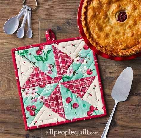 Pinwheel Pot Holder In Pot Holders Quilted Potholder Tutorial