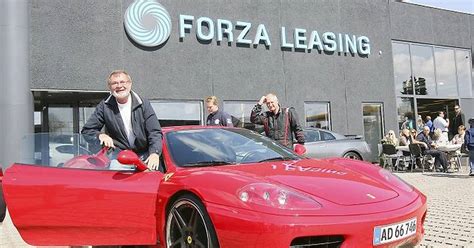 Ferrari Tordnede Gennem Hillerød