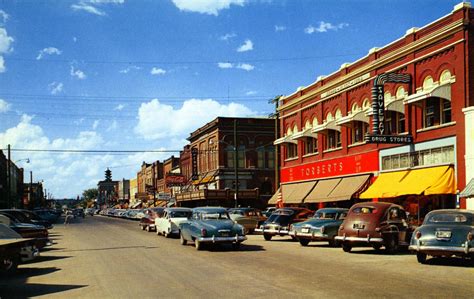 Looking West On Main Street Kalispell Mt Kalispell Kalispell Montana