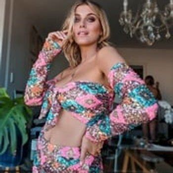 Ashley Louise James Babe Page Watch This Tv Host On FreeOnes