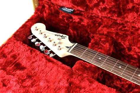 Кейс для електрогітари Fender Classic Series Wood Case Strat Tele Tweed купить в Одессе