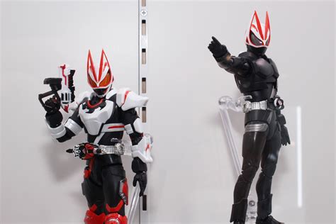 Shフィギュアーツ 仮面ライダーギーツ 2体セット