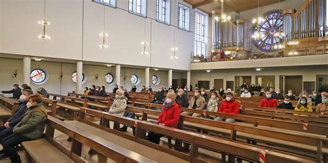 An Weihnachten bleiben katholischen Kirchen in Bergkamen zur Hälfte