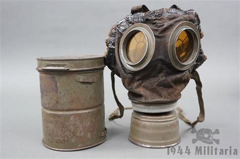 Original Imperial German Wwi M Gasmask With Filter And Canister