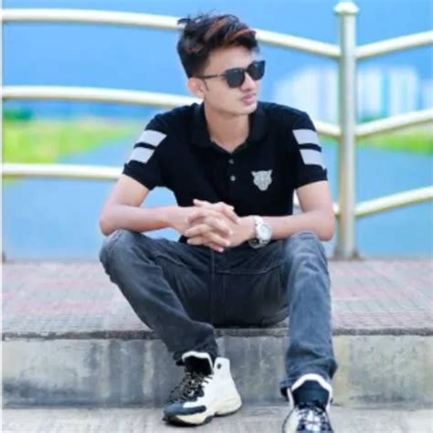 Otillfredsställd indisk skådespelerska isha chabbra sex med brorson xHamster