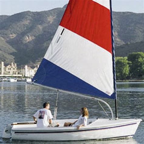 Double Handed Sailing Dinghy 142 Expo Catalina Yachts