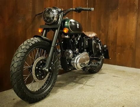 Royal Enfield Bullet Cast Iron Modified Into A Stunning Bobber