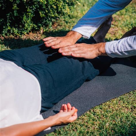 Premium Photo Hands Of A Reiki Therapist Healing And Balancing Energy