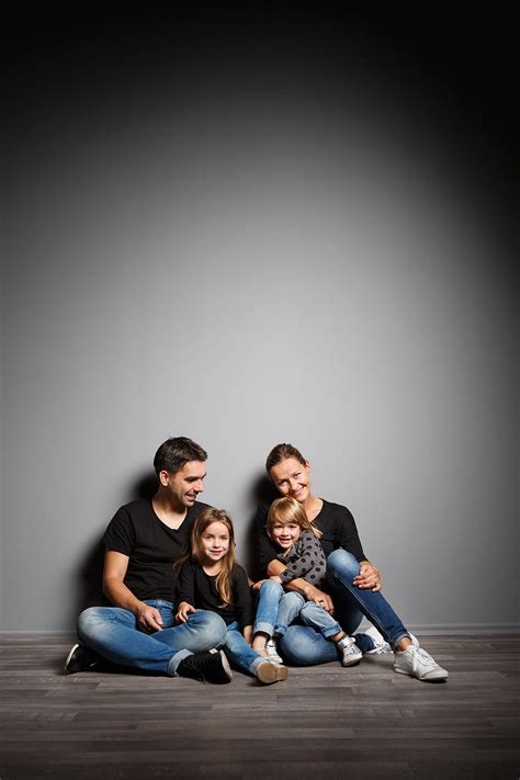 Nat Rliche Familienfotos In Berlin Im Fotostudio Oder Vor Ort