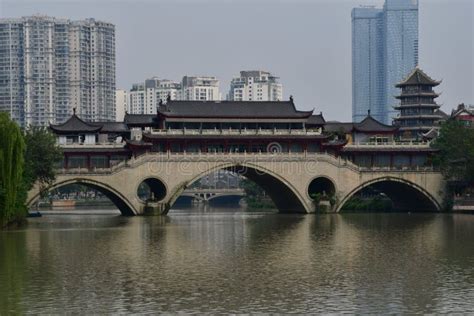 El Puente Anshun En El Río Jin En Chengdu Sichuan China Imagen de