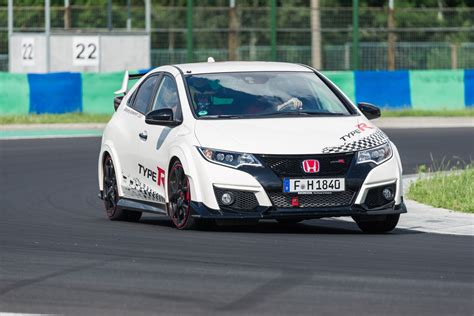 La Honda Civic Type R établit De Nouveaux Chronos Record Sur Cinq Circuits Européens Légendaires