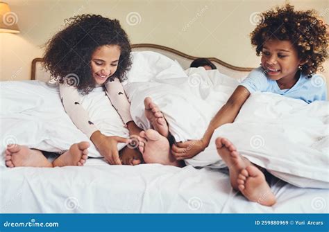 Children Tickling Feet Stock Photography | CartoonDealer.com #21165722