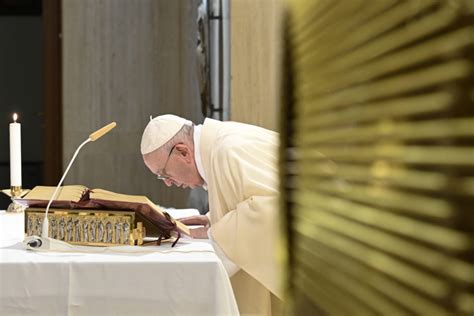 Vaticano Papa Reza Pelos Governantes Que T M A Responsabilidade De