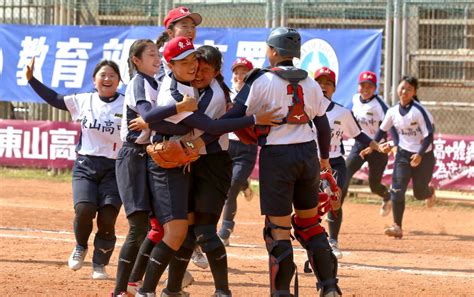 女壘》111學年度中學女壘聯賽 國、高中冠軍戰明鳳山對決 麗台運動 Line Today