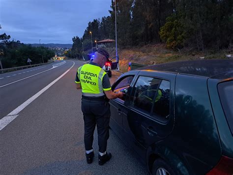 Conductor ebrio provoca accidente de tránsito