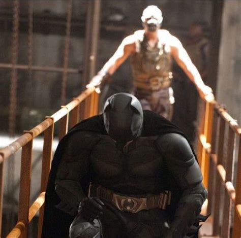 Amazing Behind the Scenes Photos of the Batman vs. Bane Fight