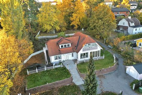 Villa Snart Till Salu P Kurirv Gen B Segeltorp Huddinge Booli Se