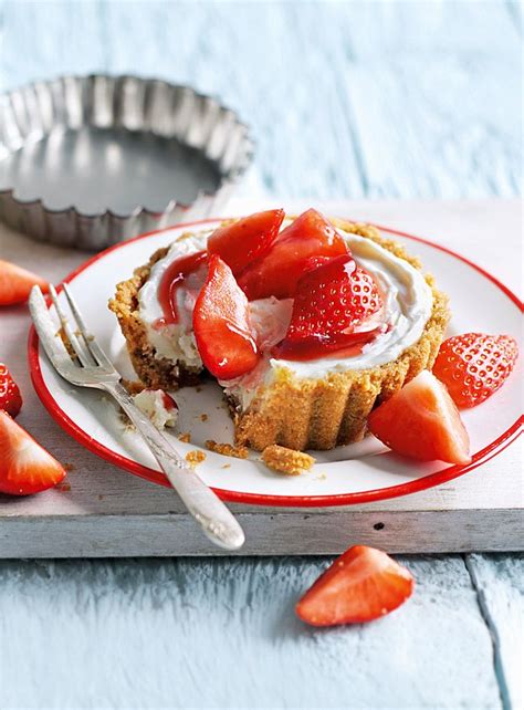 Strawberry Cheesecake Tarts Tesco Real Food Recipe Cheesecake