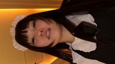 個人撮影せりりちゃん 18歳 メイドカフェ店員 超激カワ 美マン パイパン スレンダー くびれ 色白美肌 エロメイドコス 丁寧フェラ