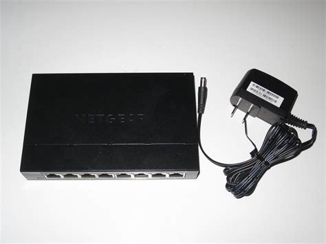 NetGear GS308 GS308V3 8 Port Gigabit Ethernet Unmanaged Switch Luce