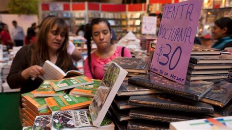 chilango Rompe la alcancía así será la venta nocturna en la FIL Zócalo